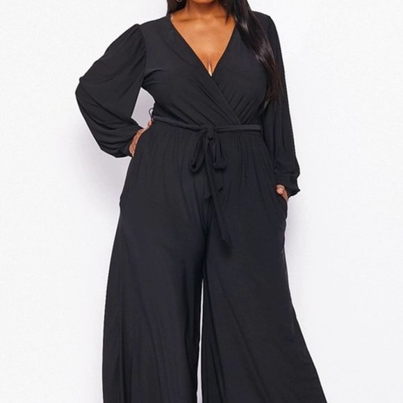 Pants - Gorgeous Jumpsuit  Plus size In Black